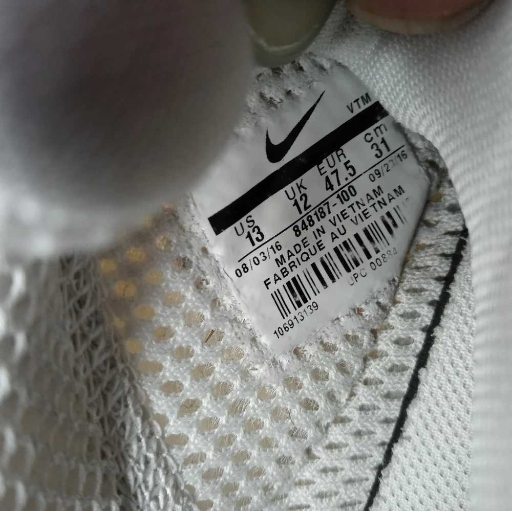 Men's Nike Air Presto Essential Triple White Runni